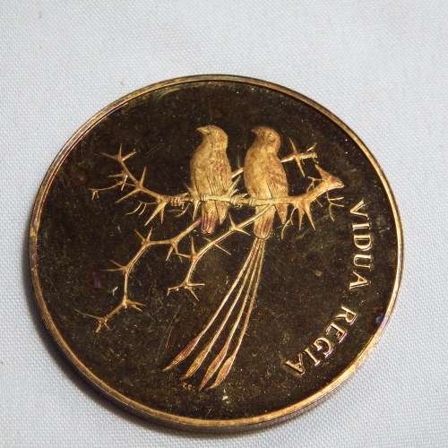 Birds of Africa gold plated fine silver medallion set in case with COA