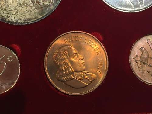 1966 RSA short proof set in red box