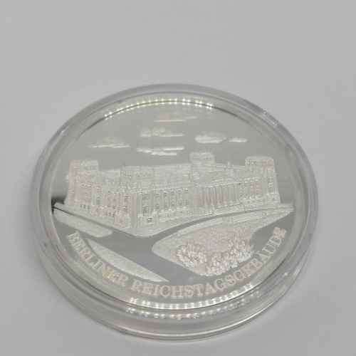 German 1993 Berlin Taler fine silver medallion - weighs 22.9g