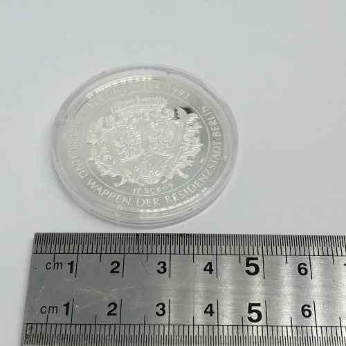 German 1993 Berlin Taler fine silver medallion - weighs 22.9g