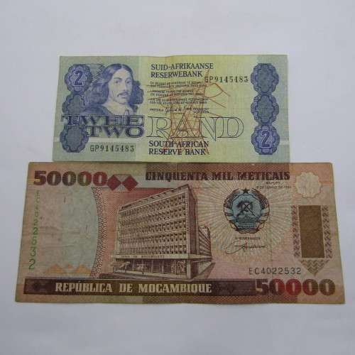 Lot of 8 old international banknotes