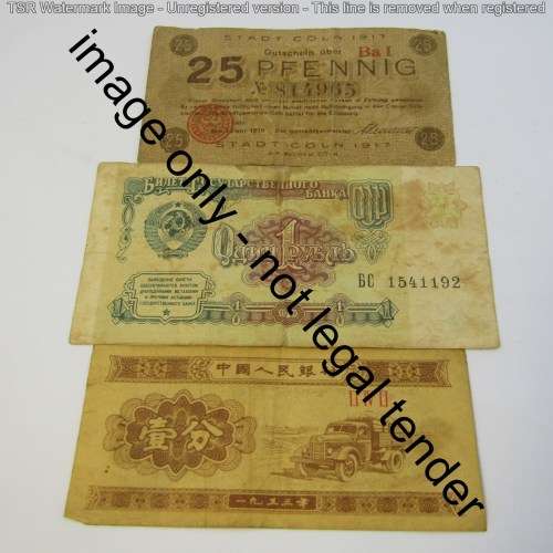 Lot of 10 world banknotes