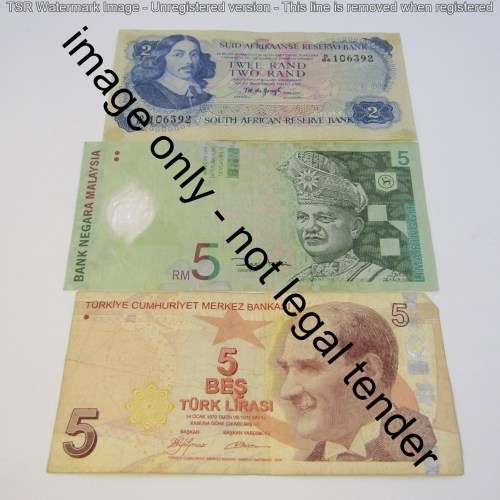 Lot of 10 world banknotes