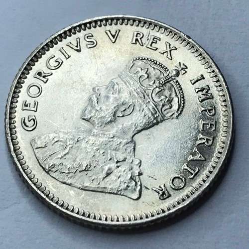 1934 SA Union Sixpence - AU / UNC