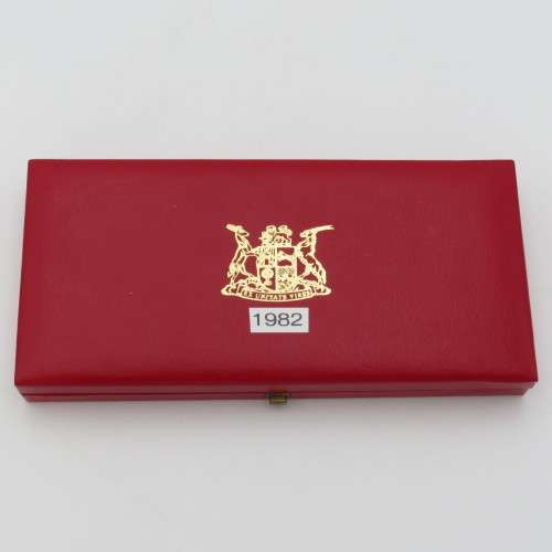 1982 RSA short proof set in long proof box