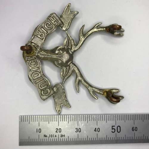 Great Britain Seaforth Highlanders (Ross-shire Buffs - The Duke of Albany`s) cap badge - Lugs