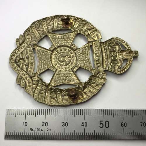 Great Britain - The Rifle Brigade Prince Consorts Own, cap badge - Kings Crown
