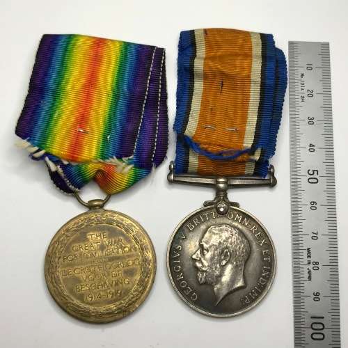 Set of WW1 medals issued to PTE J Isaacs of the 1st Cape Corps
