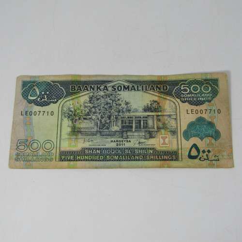 Lot of 10 world bank notes