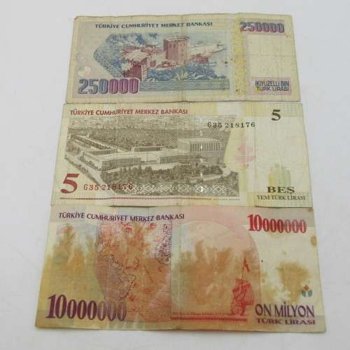 Lot of 10 old bank notes