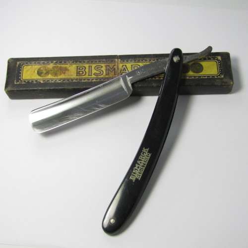 Vintage Bismarck cut throat straight razor in box - excellent condition