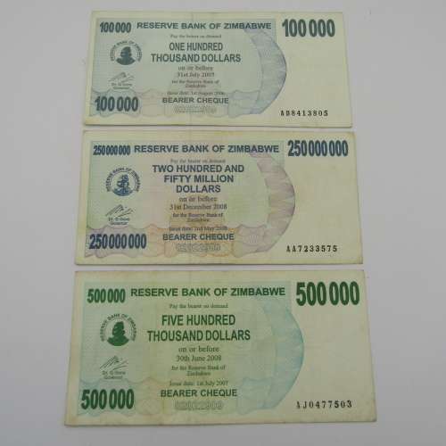 Lot of 15 Zimbabwe banknotes sold as one lot