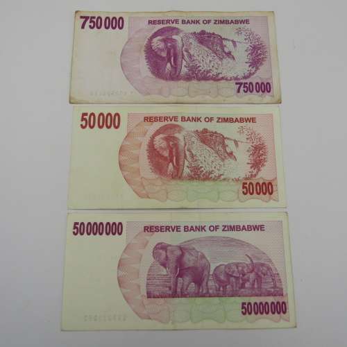 Lot of 15 Zimbabwe banknotes sold as one lot