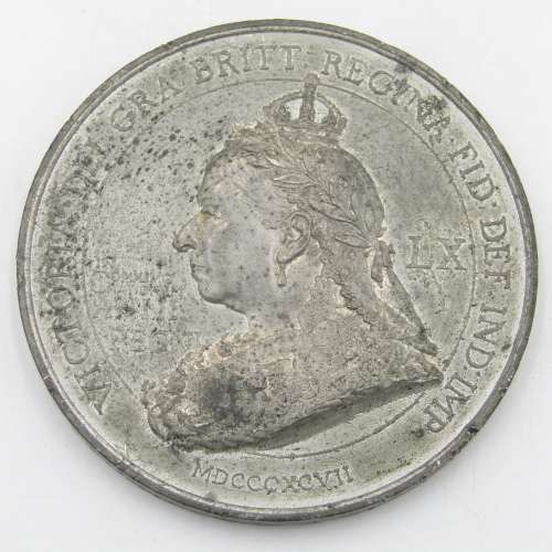 British Empire 1897 white metal medallion - large excellent condition - Weighs 132,8 grams