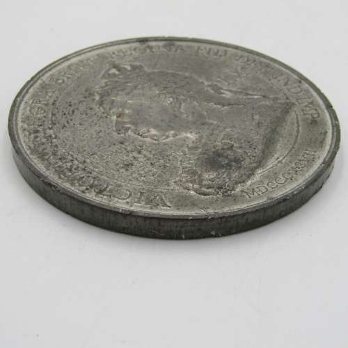 British Empire 1897 white metal medallion - large excellent condition - Weighs 132,8 grams