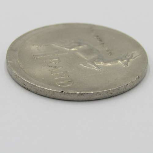 Error coin 1982 Totally misstruck R1 coin - rarely seen in the R1