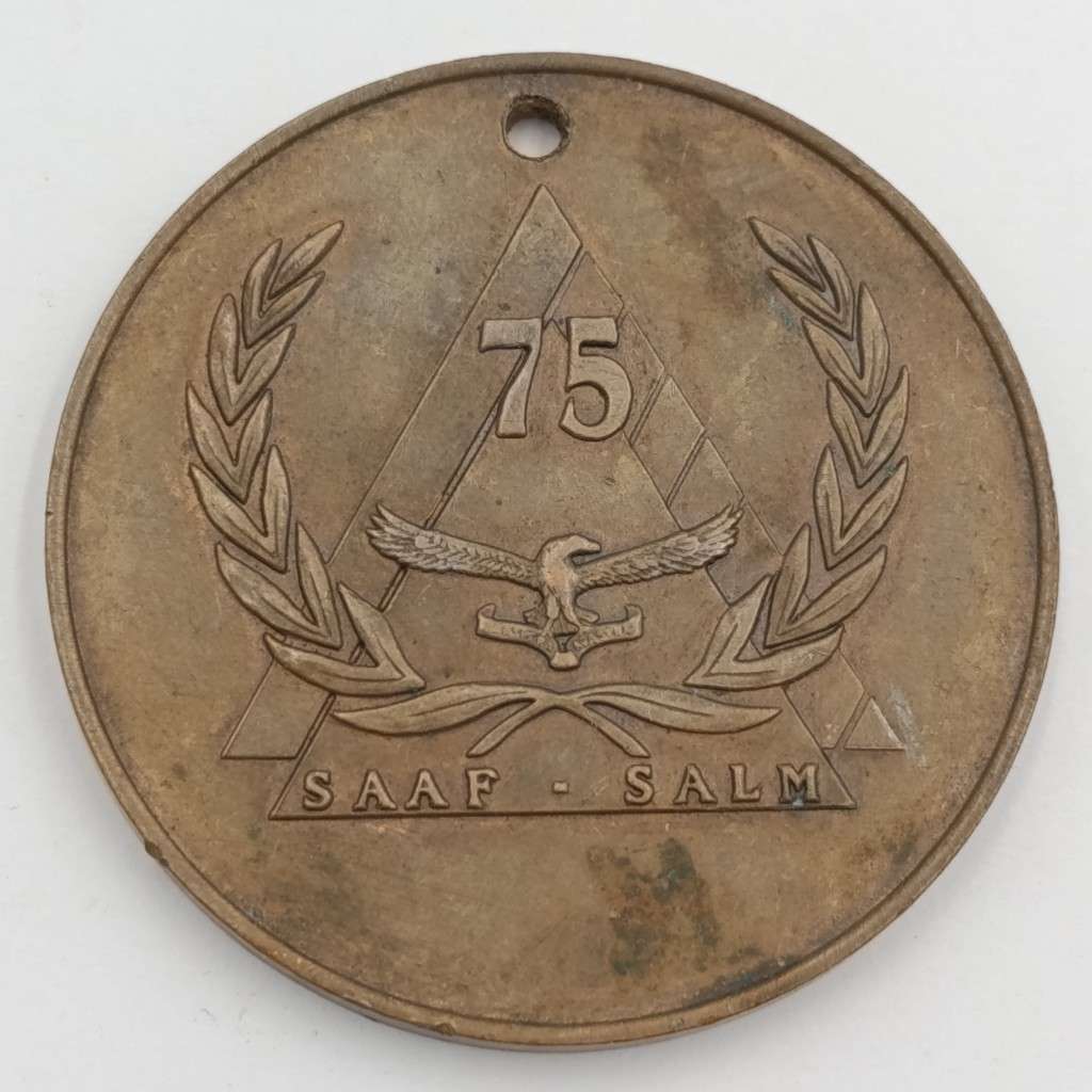 1920 - 1995 SA Air Force 75 Years medallion - named John Bogoshi 2 Okt 1926