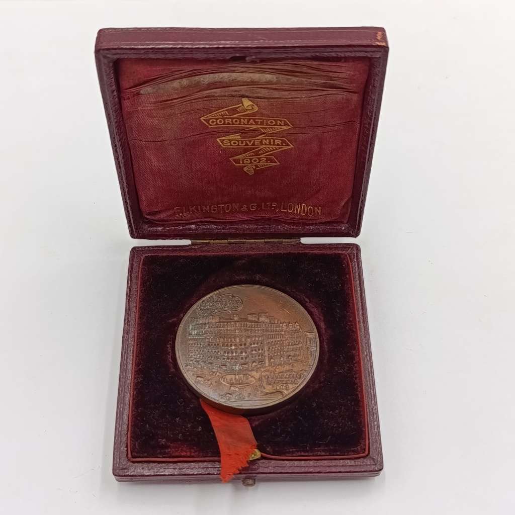 1902 Coronation medallion of the Grand Hotel - Edward VII and Queen Alexandria