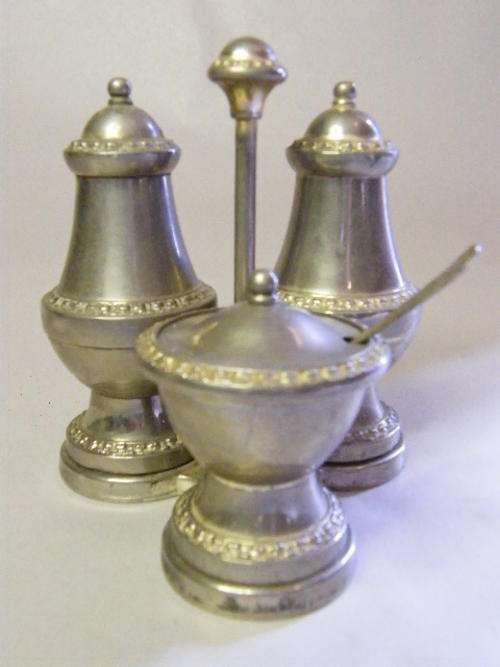Salt, Pepper & Mustard set with small spoon - on rack - as per scan
