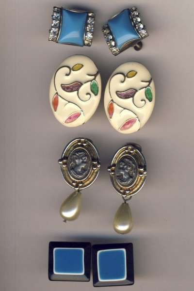4 Pair of clip-on vintage earrings - @@@ Crazy R1 Start