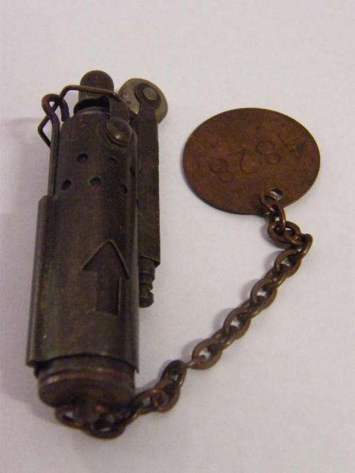 Fuel / Flint Pocket lighter  - 6 x 2cm - as per scan