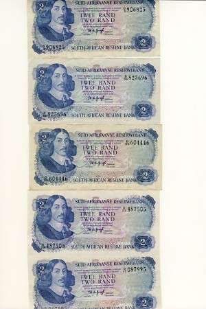 TW de Jongh  Lot of 10 VF or better R2 notes Book value over R350