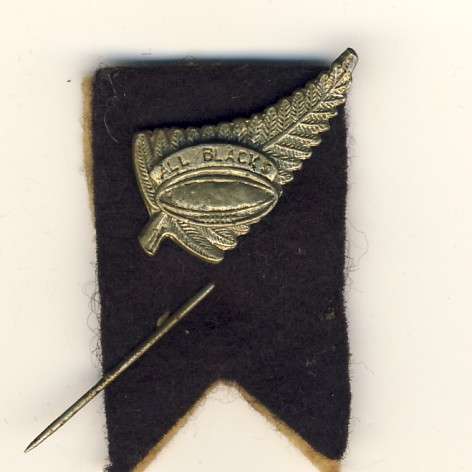 All Blacks Old Type Badge - Excellent