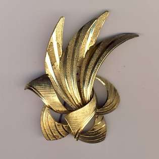 Large & Gold Colour Brooch