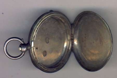 800 Silver antique pocket watch case ( only the case but intact )