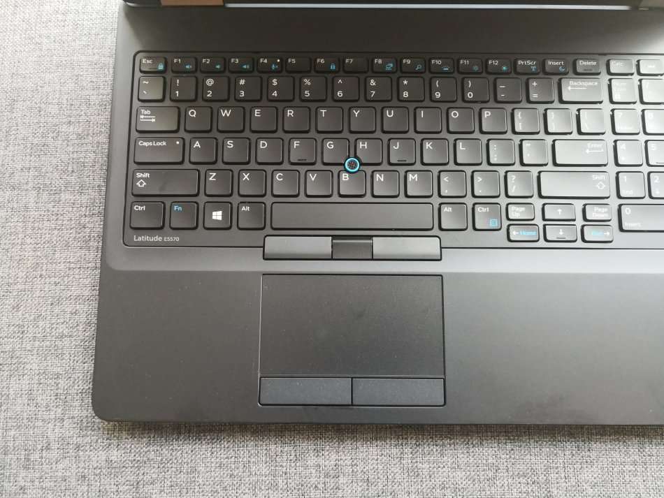 **HIGH PERFORMANCE**DELL LATITUDE E5570 CORE i7-6600U 16GB DDR4 256GB M.2 SSD 15.6"  2GB GRAPHICS