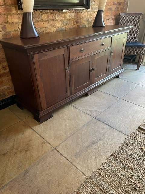 Dinning Room Sideboard Unit