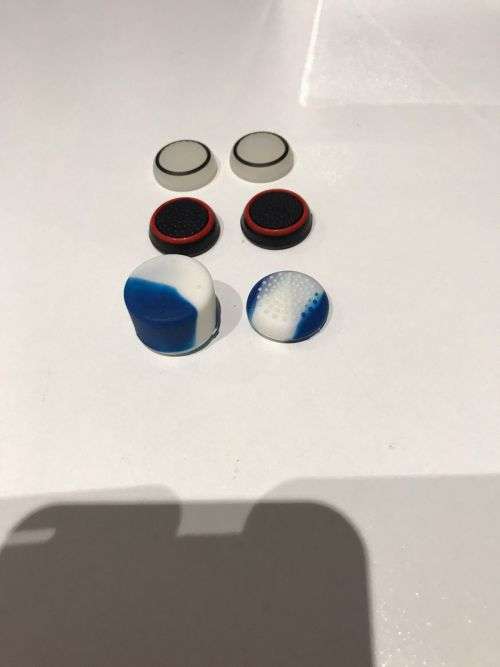 PS4 Dualshock 4 Controller - Black V2 (PS4) - Black