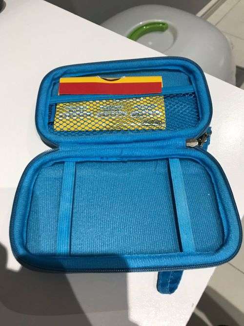 Nintendo 3ds Aqua Blue with 10 games and charging dock