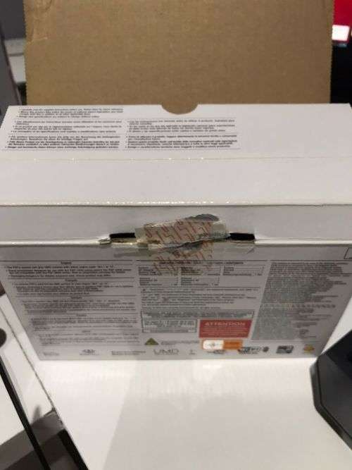 Sony PSP 3004 PB Slim and Lite Piano Black with 11 Games