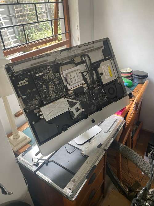 iMac 27inch (Sold As Is)