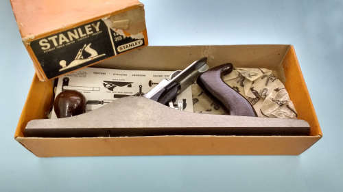 Stanley Plane No. 5 in very fine used condition like new condition (Postage & packing R75)