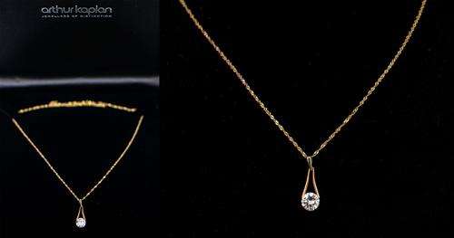 Ladies 45cm gold chain with pendant