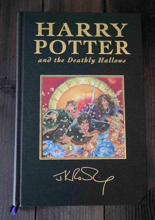 Harry Potter and the deathly hallows SPECIAL EDITION