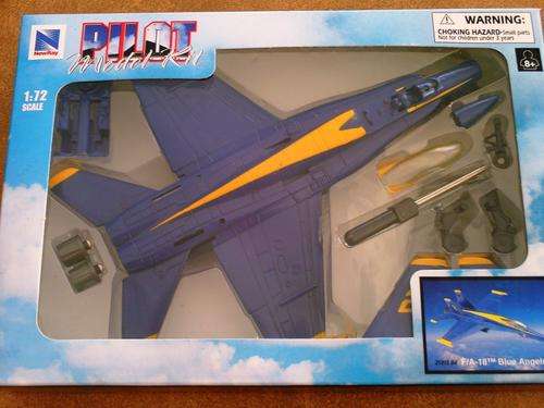 BLUE ANGELS F/A - 18 tm