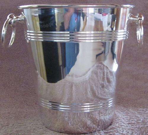 Beautiful as New - Salvaged - / Silver Plated  Ice Bucket / Wine Cooler