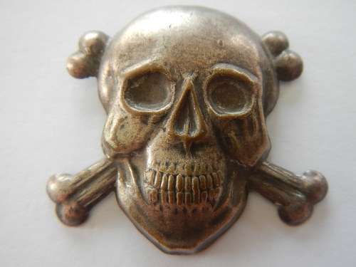 ITALIAN BADGES LOT # 1