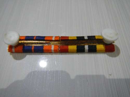 BORDER WAR RIBBON BAR