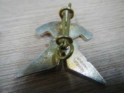 Rhodesian Selous Scouts Silver Officers Collar Badges in original packing  - Made In Salisbury.