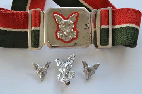 SA MILITARY INTELLIGENCE CORPS STABLE BELT AND BERET,COLLAR BADGES