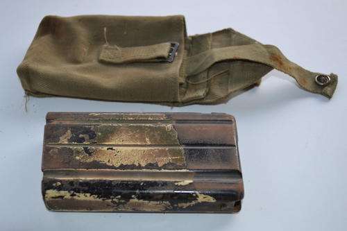 RHODESIAN AMMO POUCH WITH CAMO MAGAZINE - COMPLETE