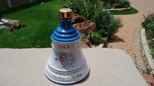 QUEEN MOTHER'S 90TH BIRTHDAY DECANTER SEALED