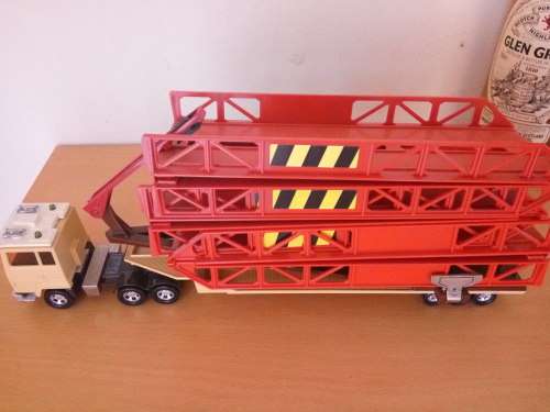 Matchbox Superkings K44/3 Berliet Artic Bridge transporter