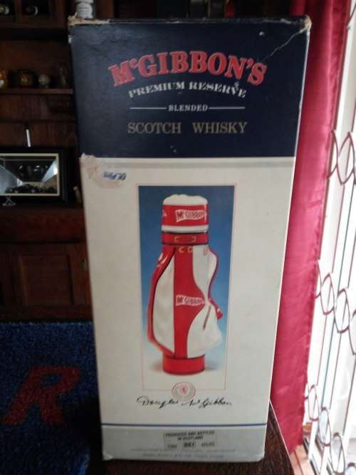 McGibbons Golf Bag Premium Reserve Scotch Whisky Sealed