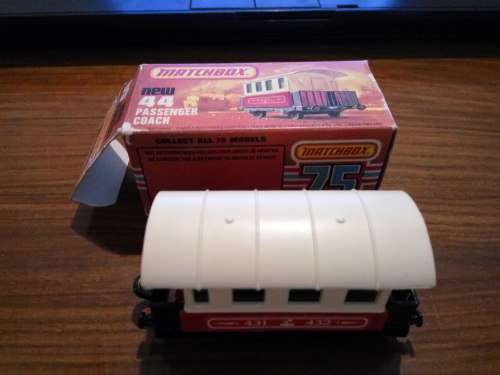 Matchbox Passenger Coach No 44 Mint  Original Box