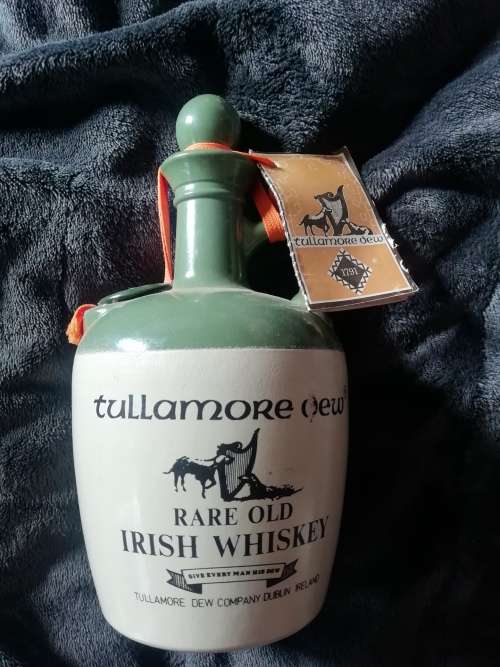 Tullamore Dew Irish Whiskey Flagon 1960s full and sealed